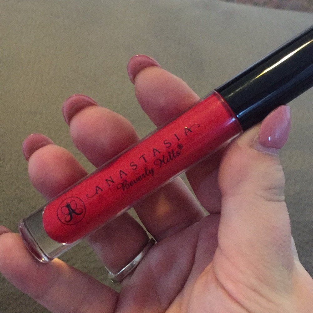 ABH Lip Gloss in Punchy Red
